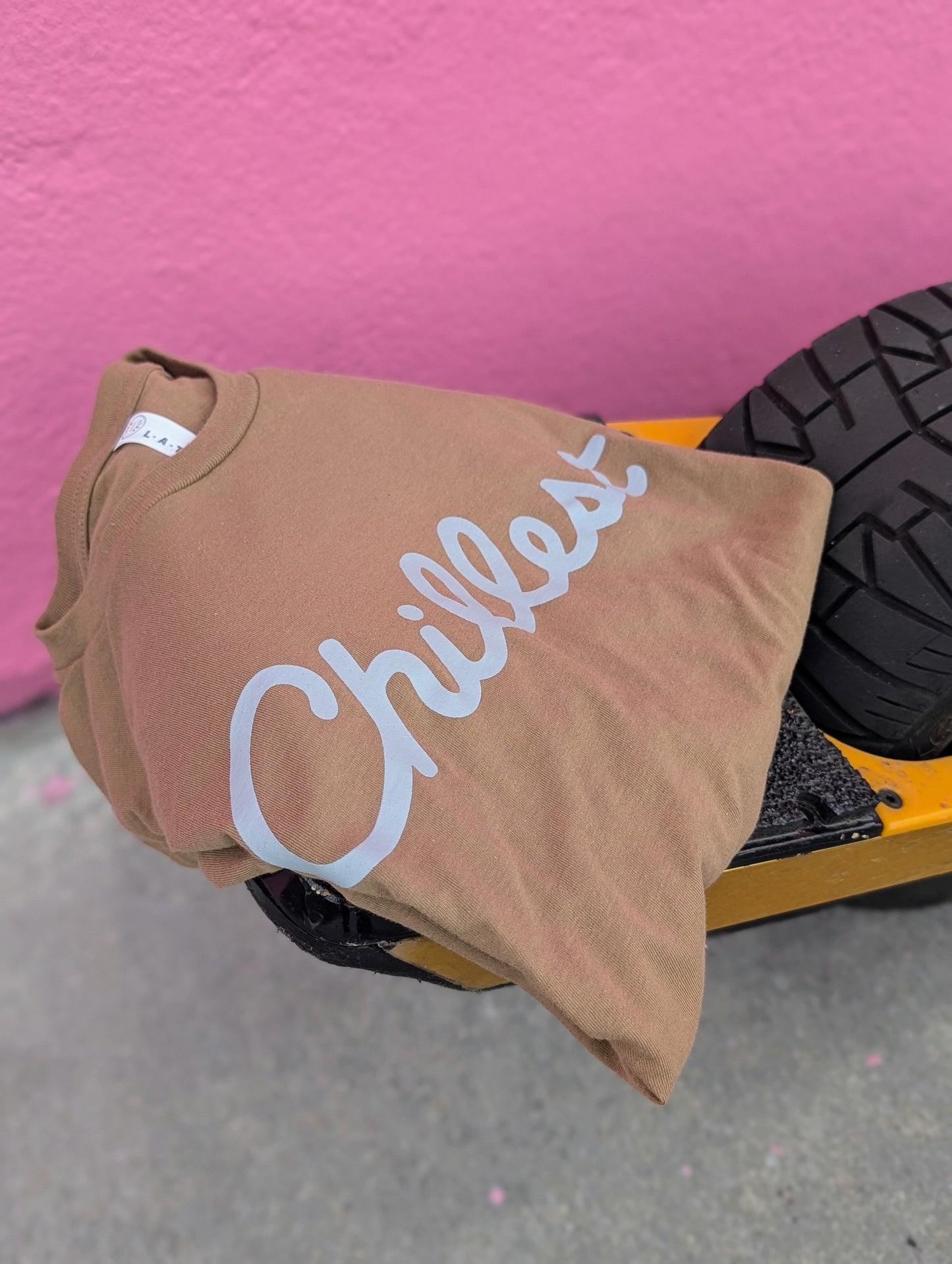 Chillest T-Shirt (Dirt Silver) - Cookies & Cream Collection